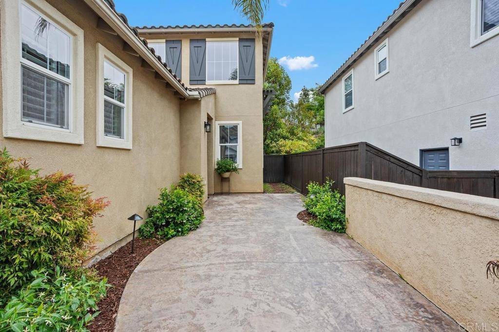 San Marcos, CA 92078,1709 Weatherwood CT