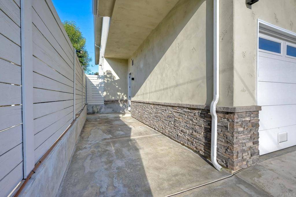 San Diego, CA 92103,4147 10Th AVE