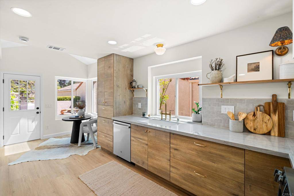 San Marcos, CA 92078,1481 CAMINO LINDA DR