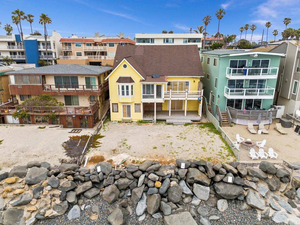 Oceanside, CA 92054,1121 S Pacific Street