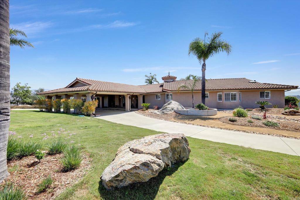 Valley Center, CA 92082,36485 Carney RD