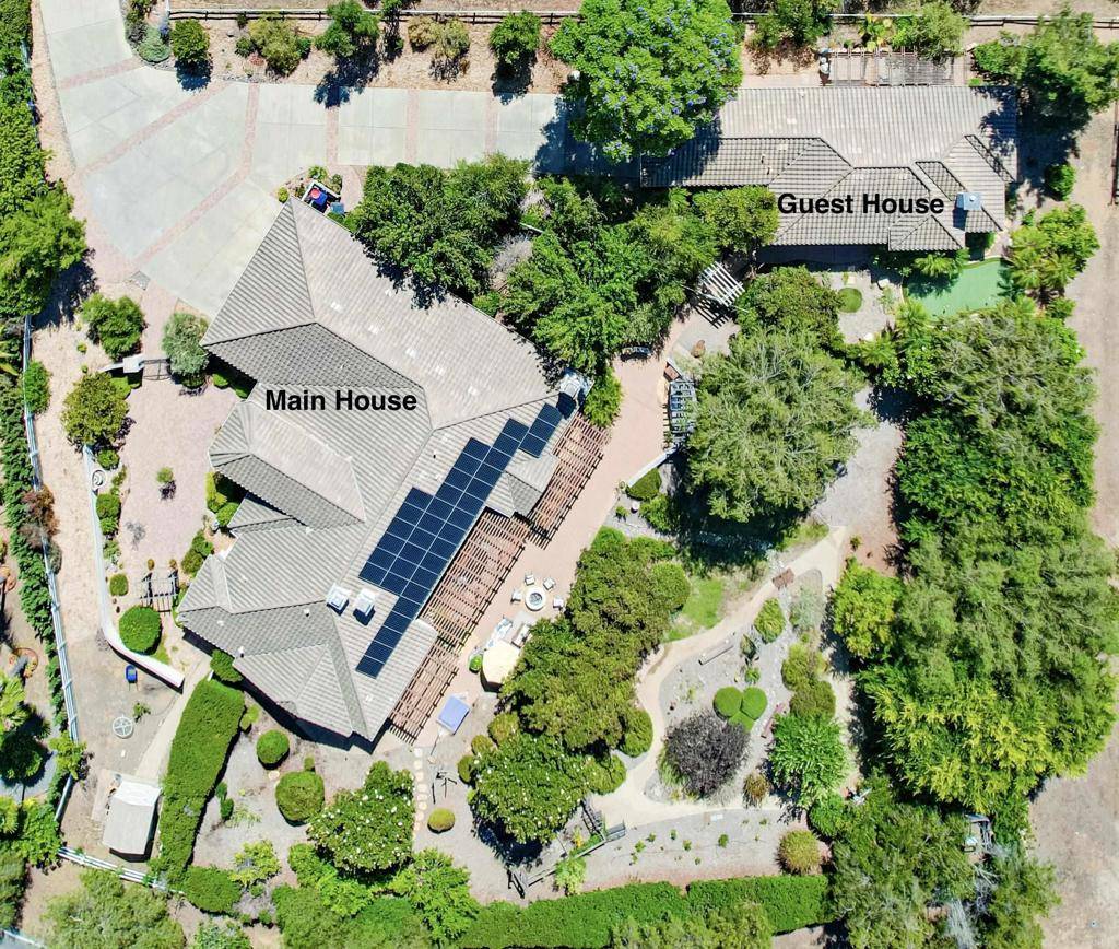 Fallbrook, CA 92028,1495 Meredith RD