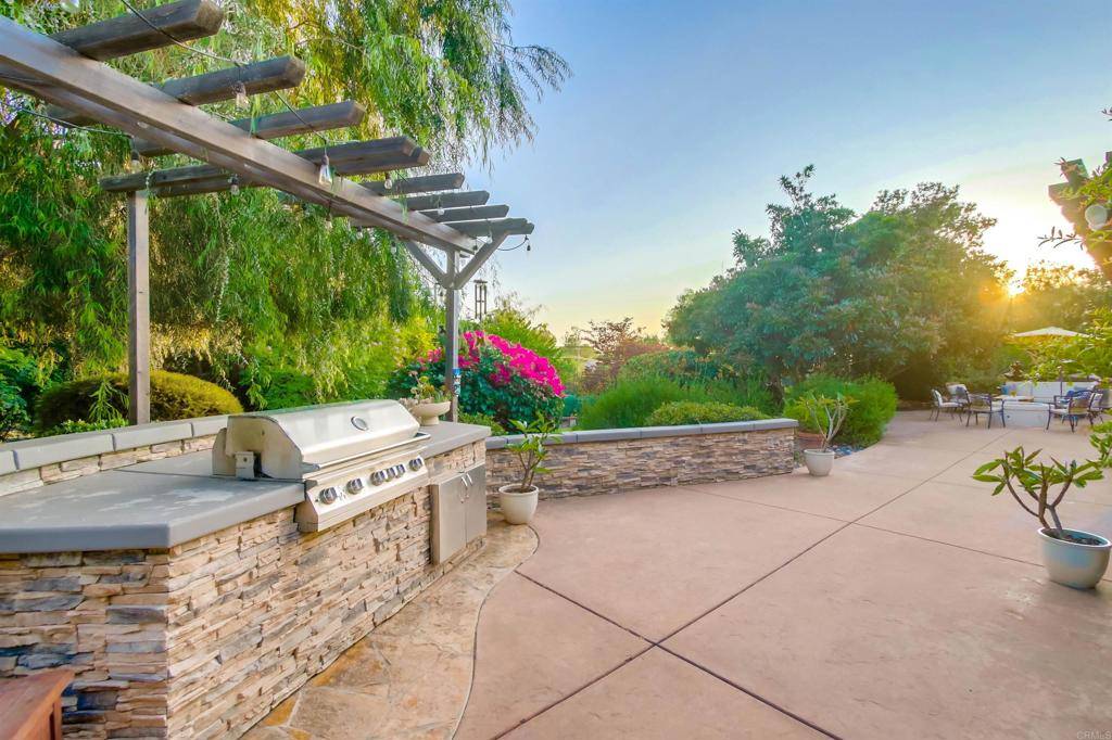 Fallbrook, CA 92028,1495 Meredith RD