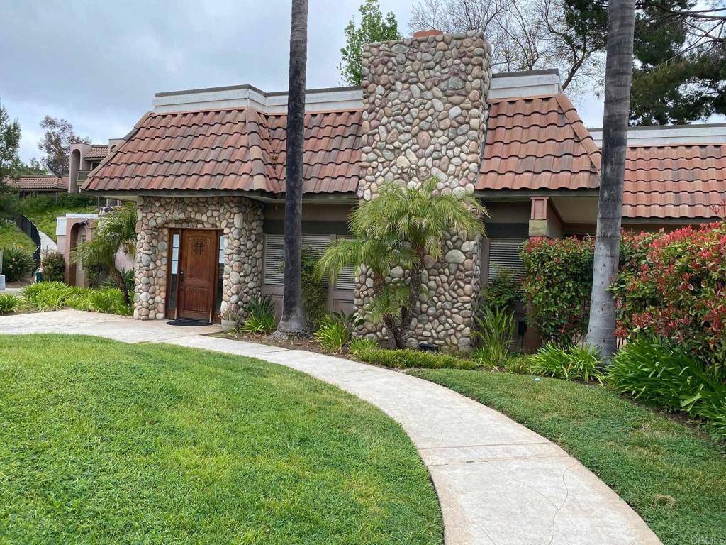 Escondido, CA 92026,1401 N BROADWAY