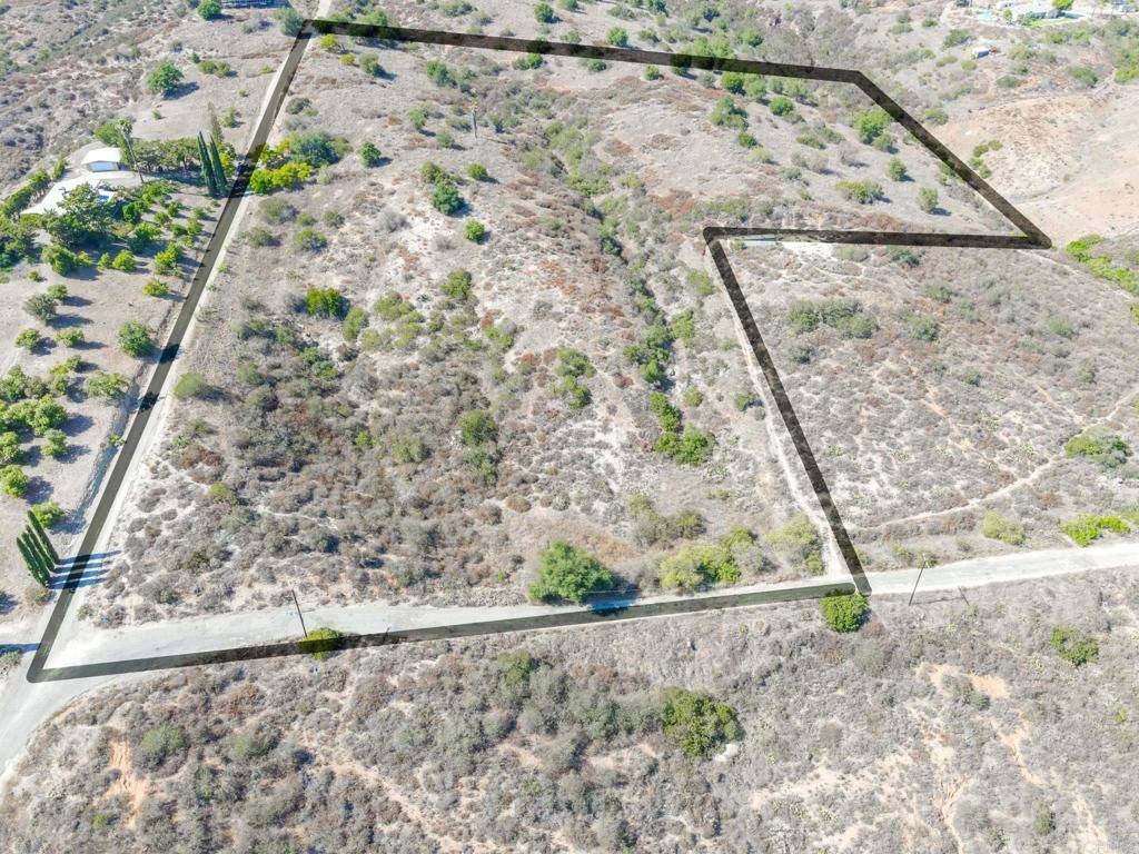 Escondido, CA 92026,Palos Verdes DR