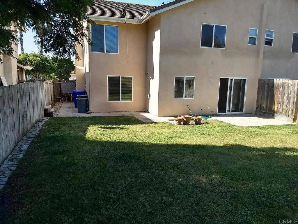 Carlsbad, CA 92009,6704 Corintia ST