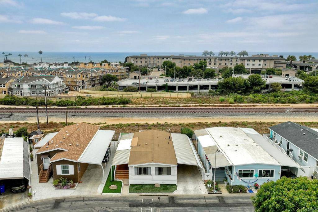 Carlsbad, CA 92011,7233 San Luis ST #181