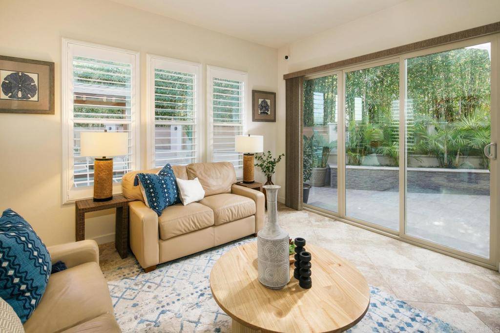 Encinitas, CA 92024,674 Calypso Pl