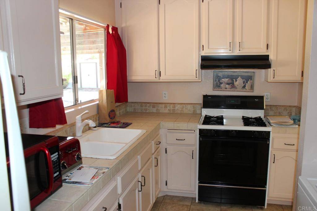 San Marcos, CA 92069,831 Vineyard RD