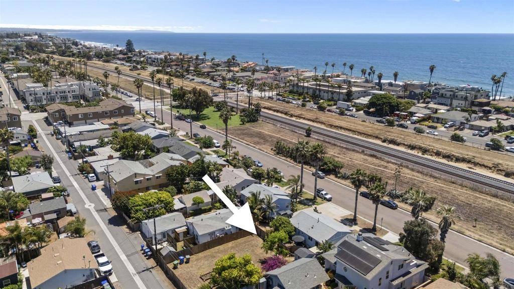 Oceanside, CA 92054,1712 Broadway