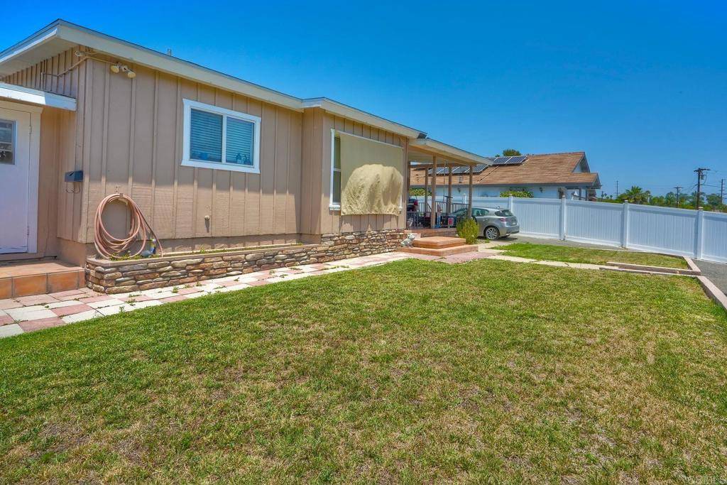 Vista, CA 92083,669 Spires ST