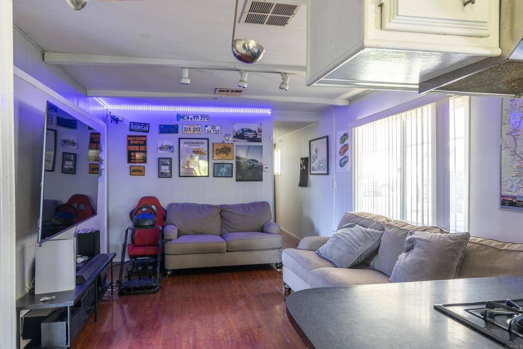San Diego, CA 92105,2003 Bayview Heights DR #70