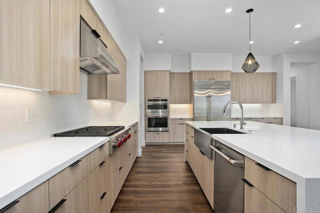 Vista, CA 92081,1208 Stonemark Place #Main House
