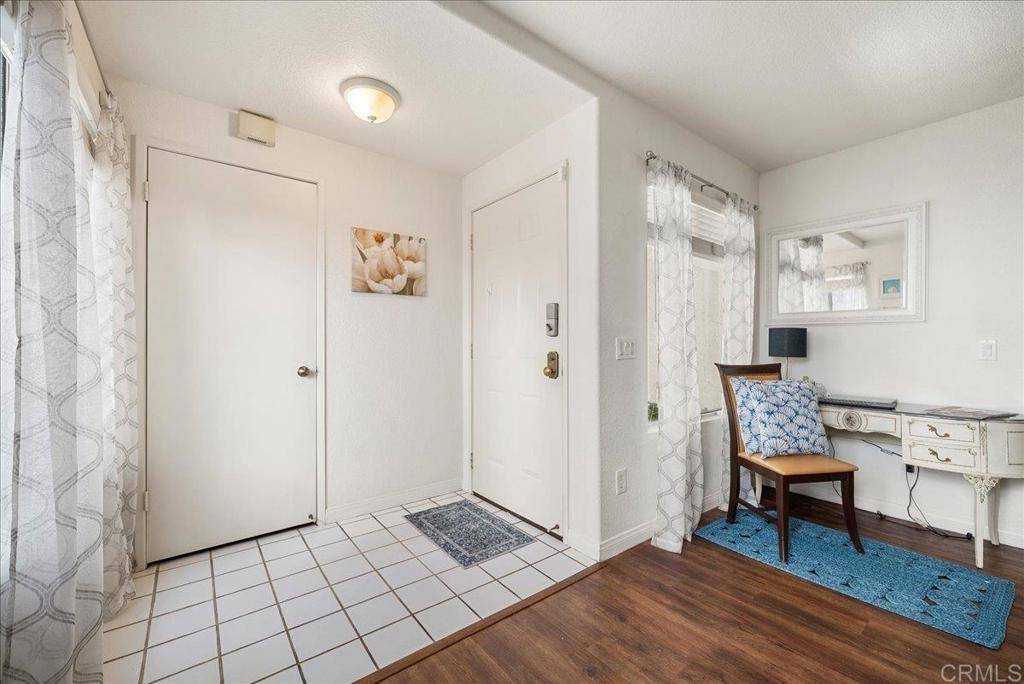 Carlsbad, CA 92009,7394 Altiva PL