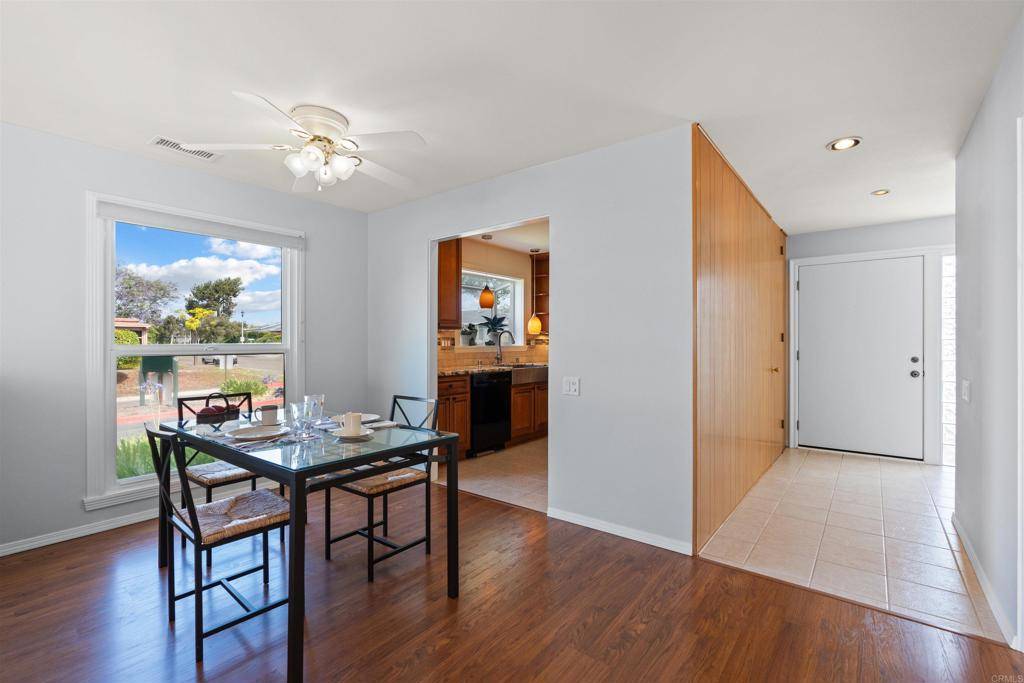 Oceanside, CA 92057,3621 Vista Campana S #54