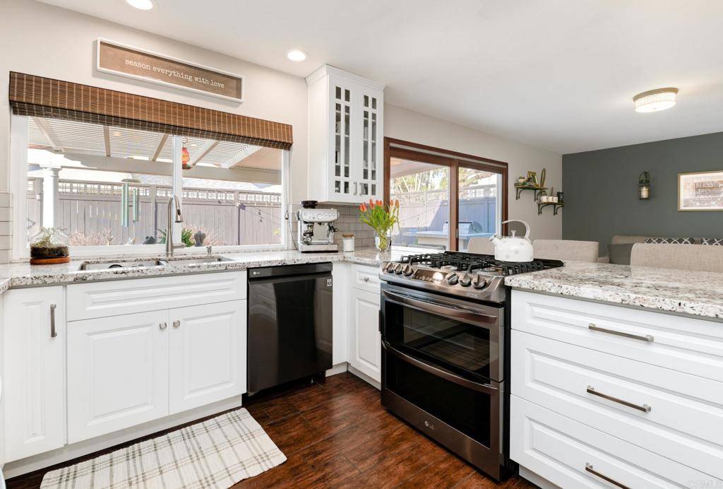 San Diego, CA 92131,9947 Mesa Madera DR
