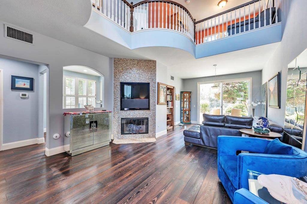 Carlsbad, CA 92011,6847 Adolphia Dr.