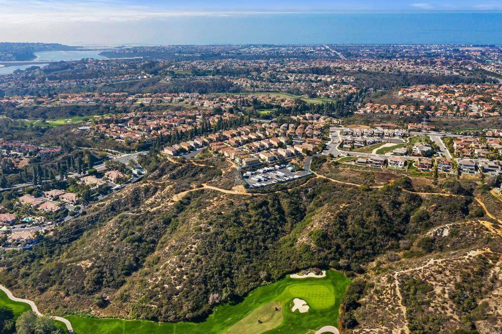 Carlsbad, CA 92011,6779 Palermi PL