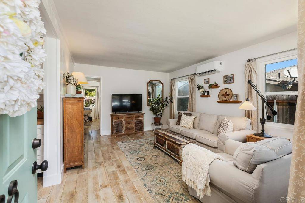 San Diego, CA 92115,3488 Hasty ST