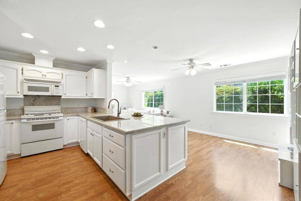 San Diego, CA 92128,16387 Gabarda RD