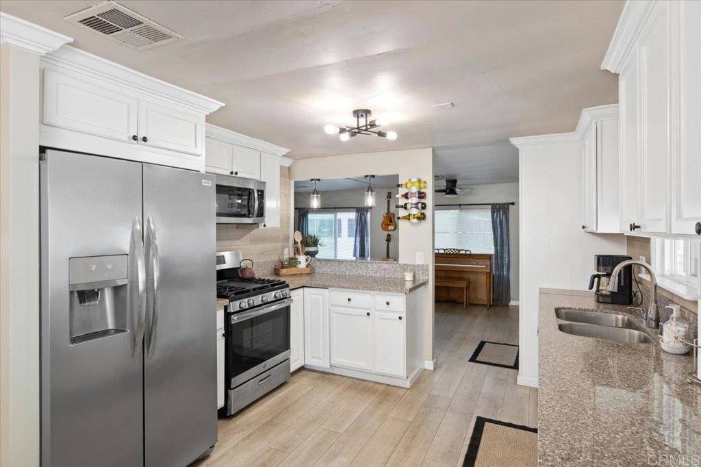 Oceanside, CA 92057,4660 N River RD #150