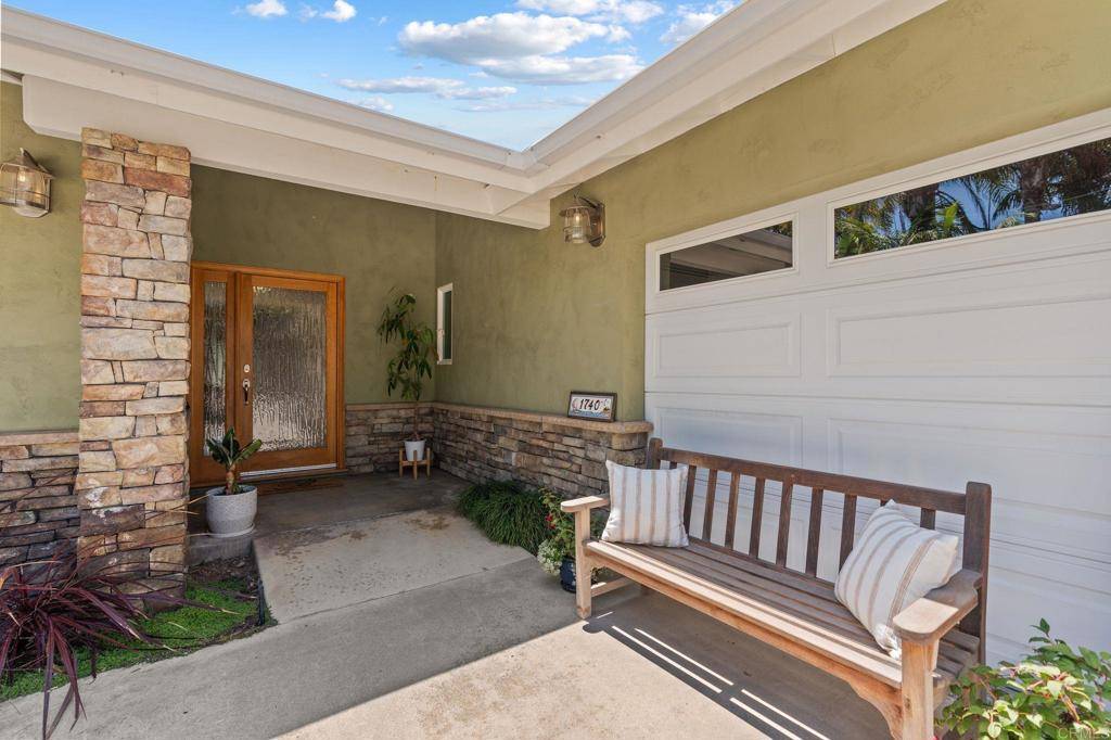 Oceanside, CA 92054,1740 Fire Mountain DR