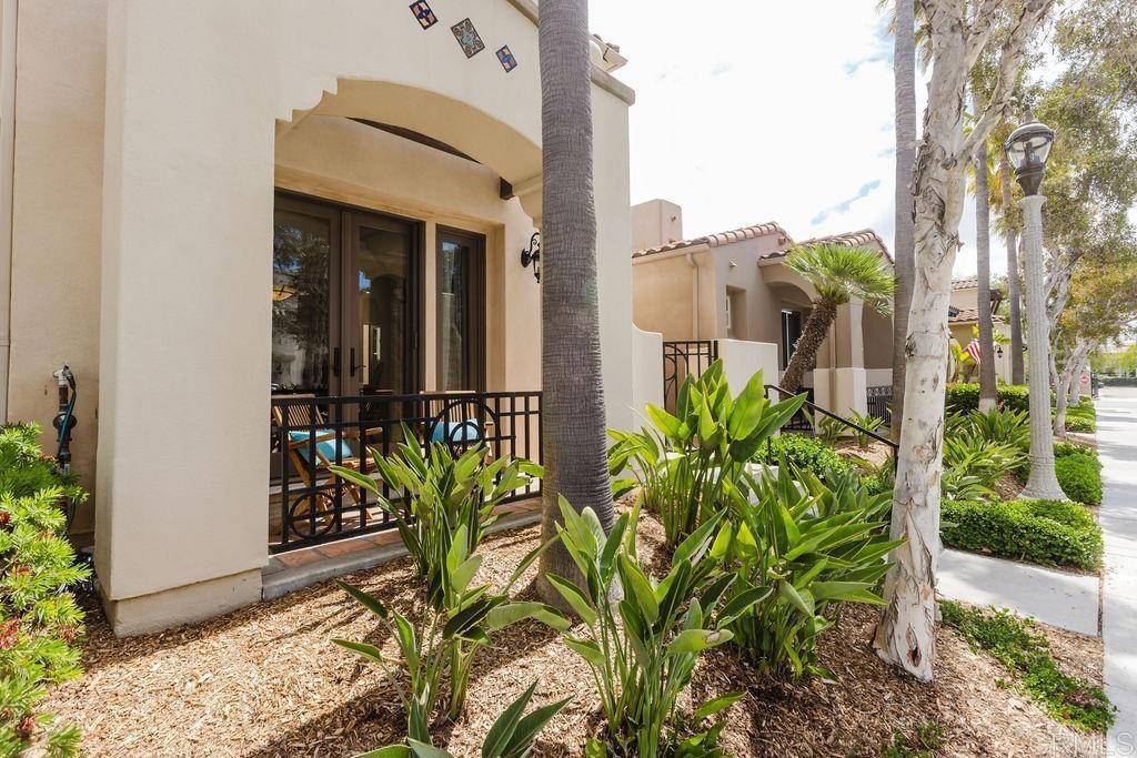 San Diego, CA 92106,2740 E Bainbridge RD
