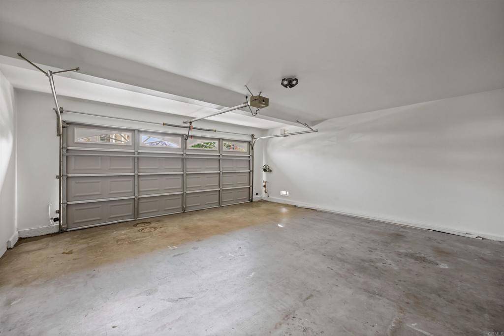 Oceanside, CA 92057,4625 Los Alamos WAY #C