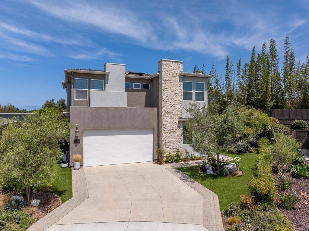 Encinitas, CA 92024,744 Adelaide CIR