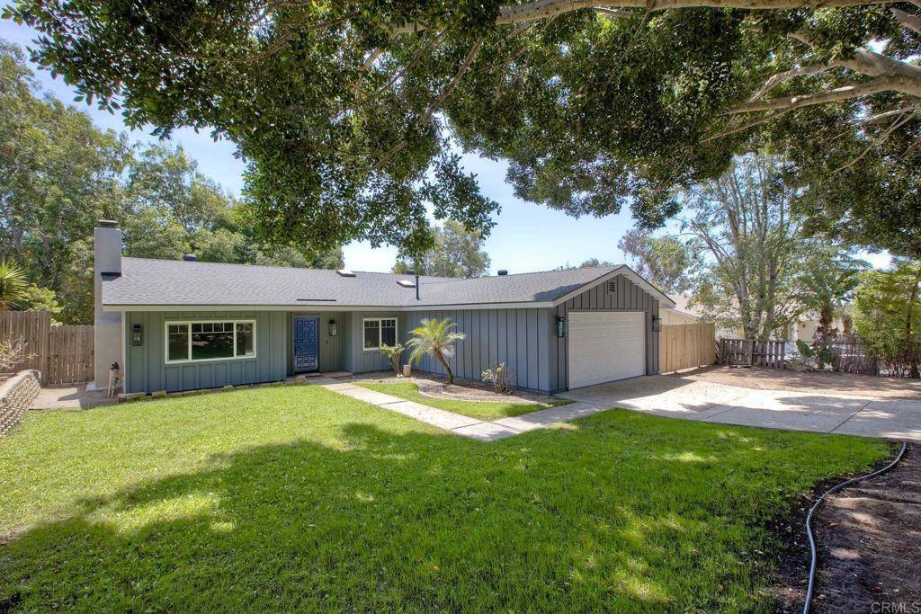 Vista, CA 92083,1019 Highland DR