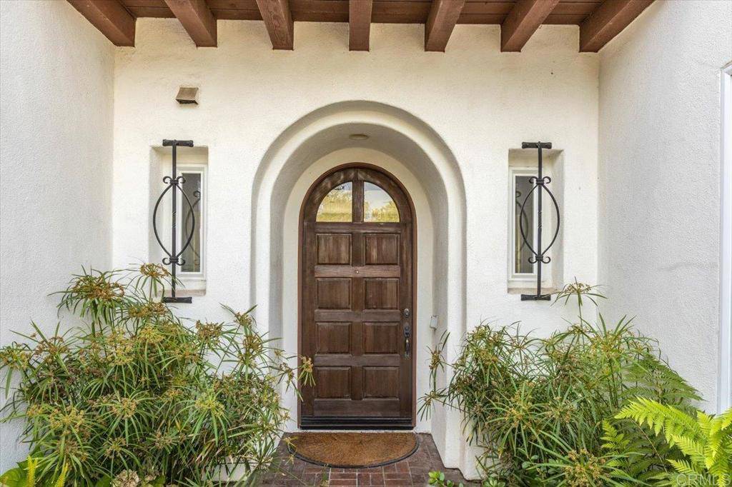Carlsbad, CA 92011,1328 Bulrush CT