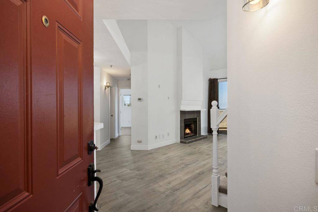 San Diego, CA 92131,11375 Affinity CT #206