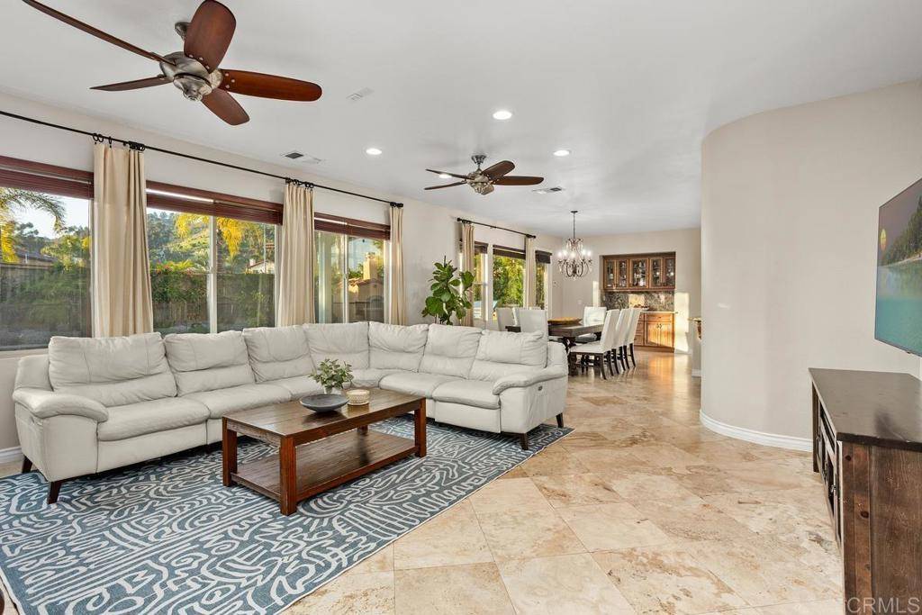 Escondido, CA 92027,2660 Pummelo CT