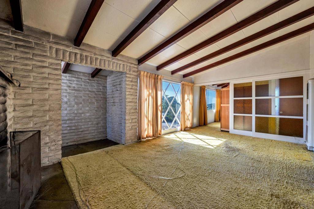 Vista, CA 92084,2151 Catalina Avenue