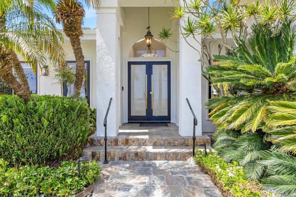 La Jolla, CA 92037,5918 Germaine Lane