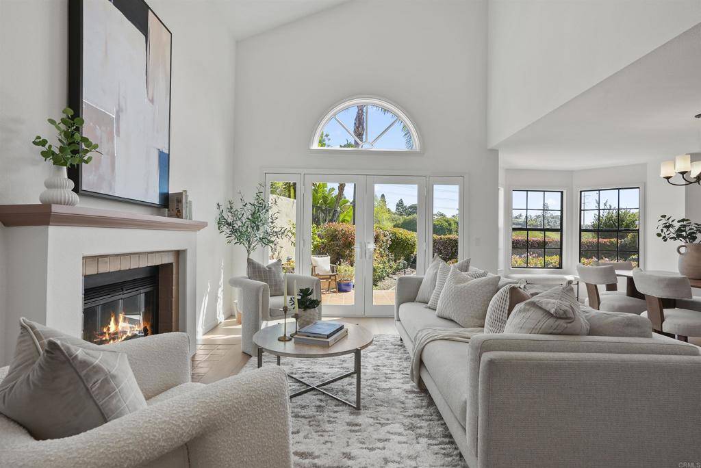 Del Mar, CA 92014,1240 Ladera Linda