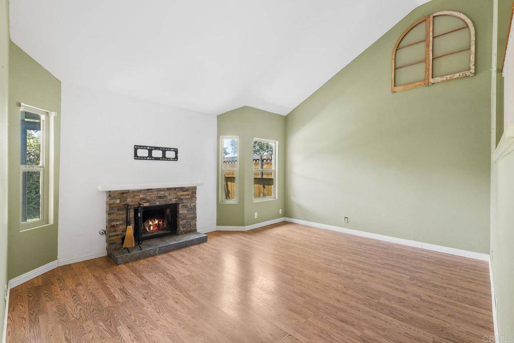 Escondido, CA 92027,2425 Hawthorn Glen