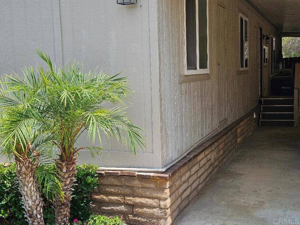 Escondido, CA 92026,8975 Lawrence Welk DR #393