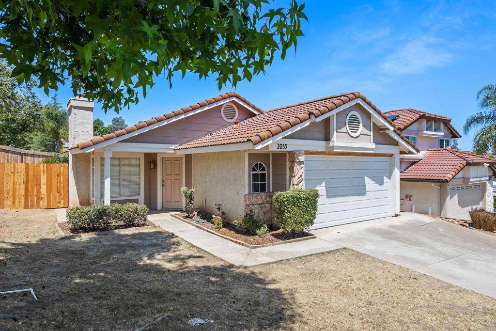 Escondido, CA 92029,2035 Badger Gln