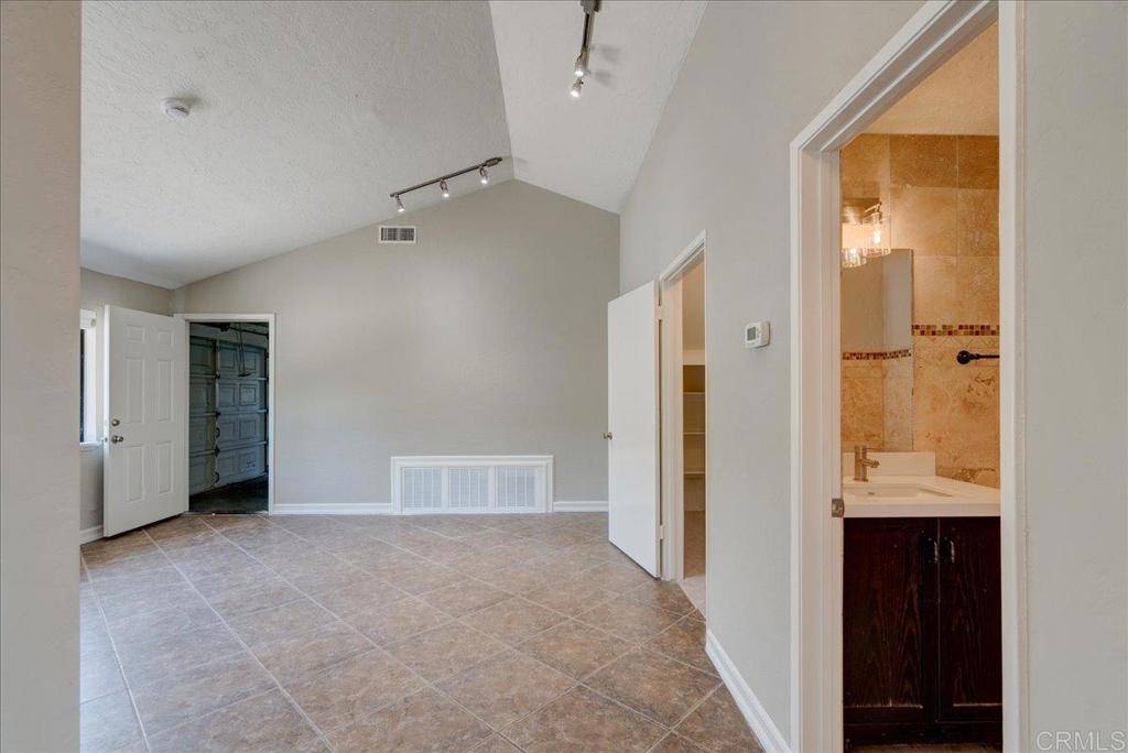 Ramona, CA 92065,18434 Ramona View DR