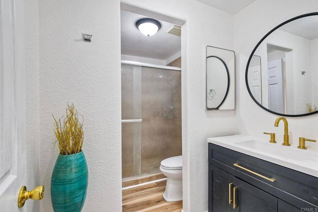 Oceanside, CA 92058,111 Fireside ST