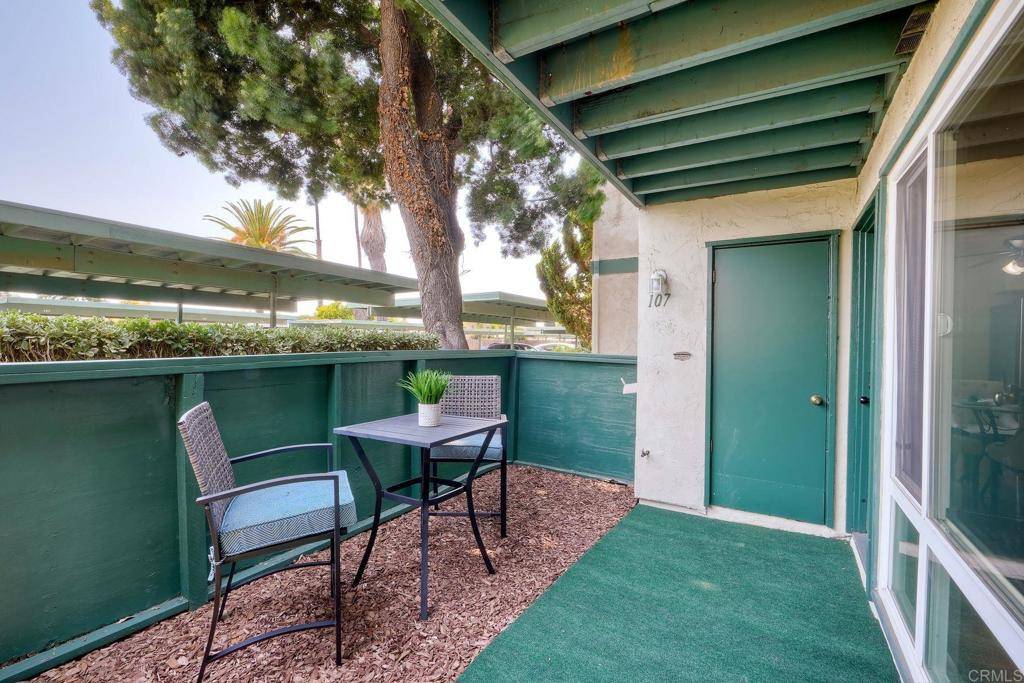 Escondido, CA 92027,1811 E Grand AVE #107