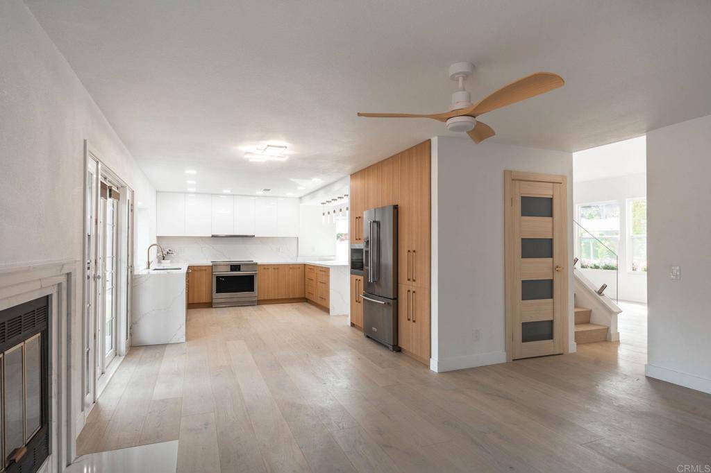 Encinitas, CA 92024,407 Via Ultimo