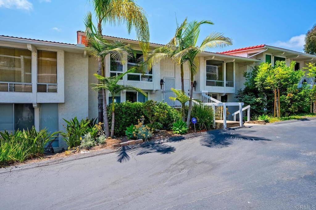 Carlsbad, CA 92009,2319 Caringa WAY #58