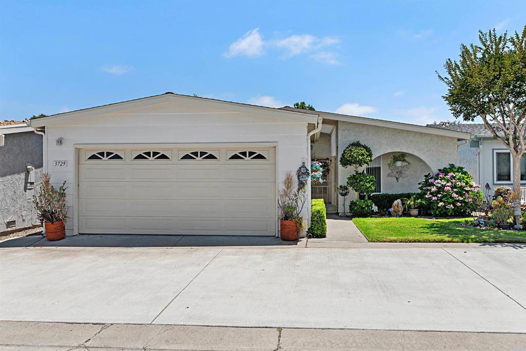 Oceanside, CA 92057,3729 Clove Way