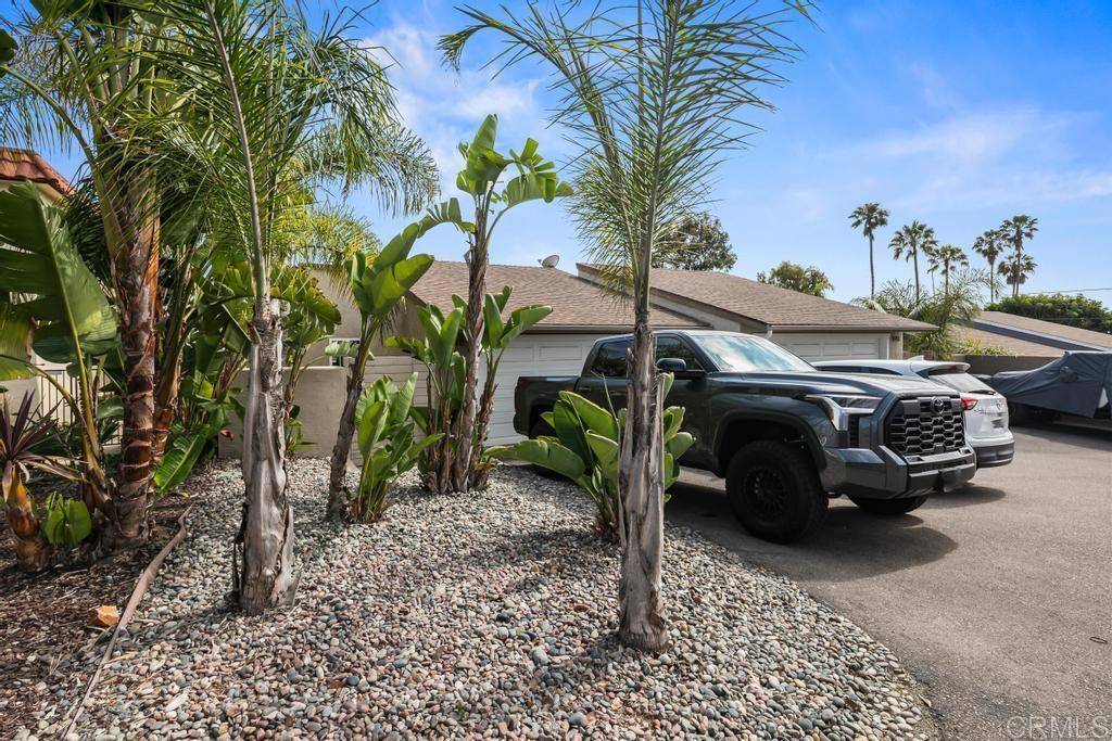 Encinitas, CA 92024,943 45 Windy Hill