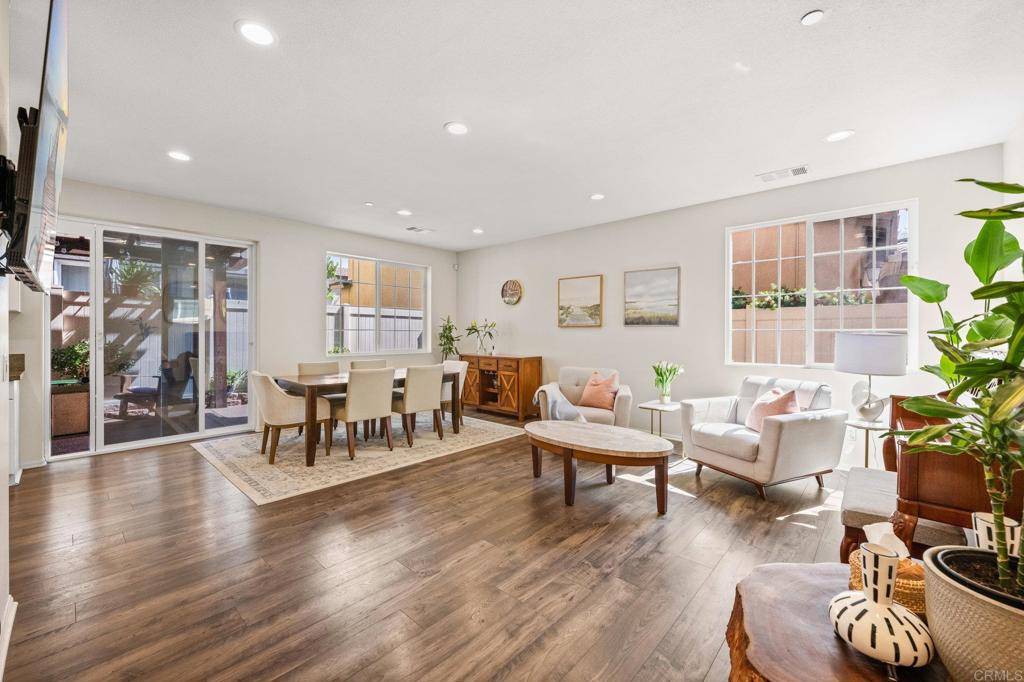 San Marcos, CA 92069,516 moonlight DR