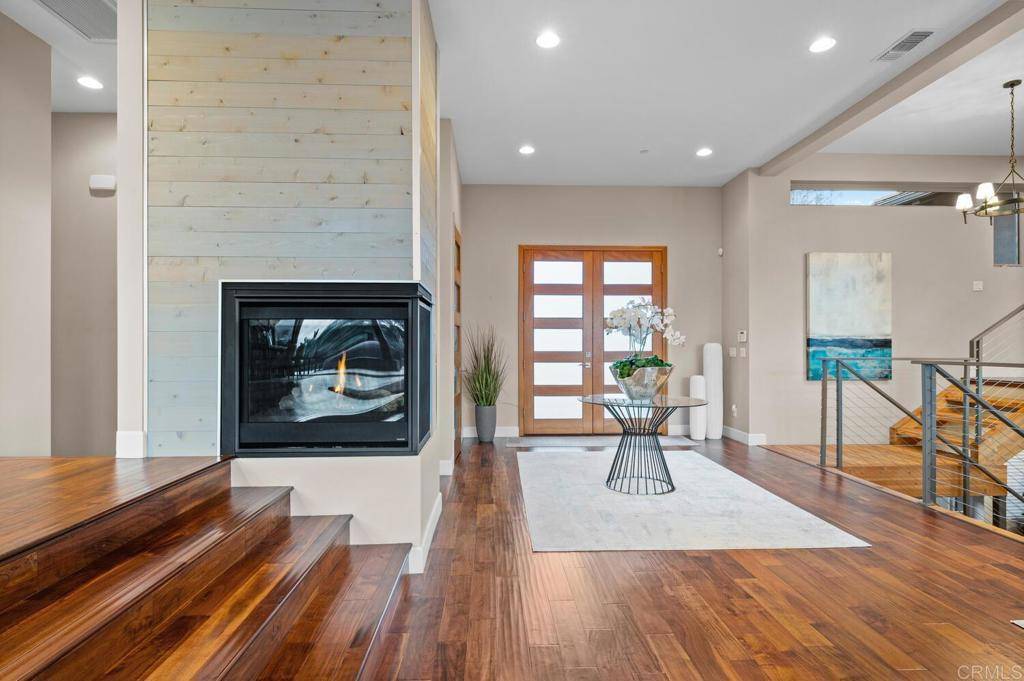 Encinitas, CA 92024,614 Ocean View AVE