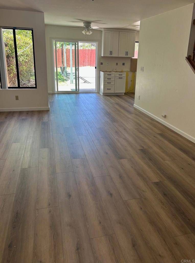 Carlsbad, CA 92009,2734 Luciernaga ST