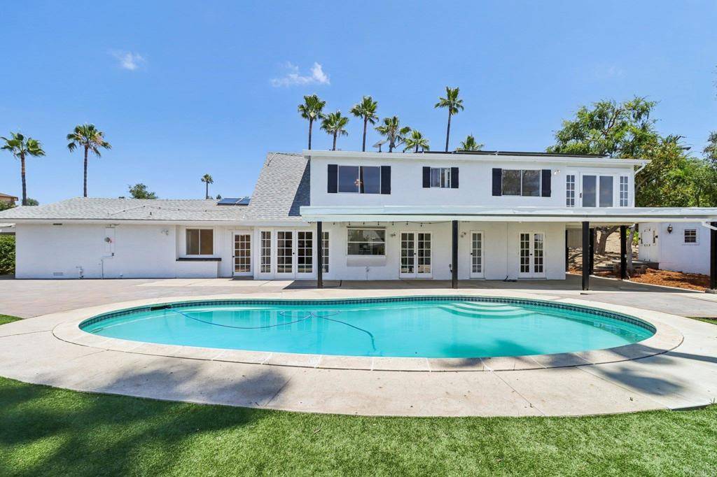 Fallbrook, CA 92028,1797 99 Rabbit Hill